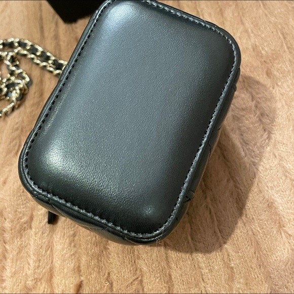 Chanel Mini Vanity With Chain Bag Black Lambskin - Picture 3 of 10